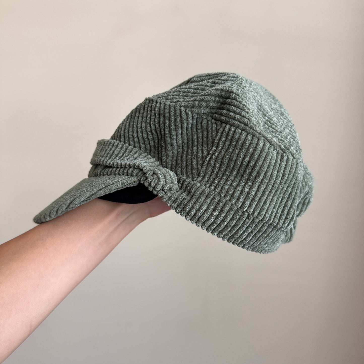 Corduroy Newsboy Hat (S/M)
