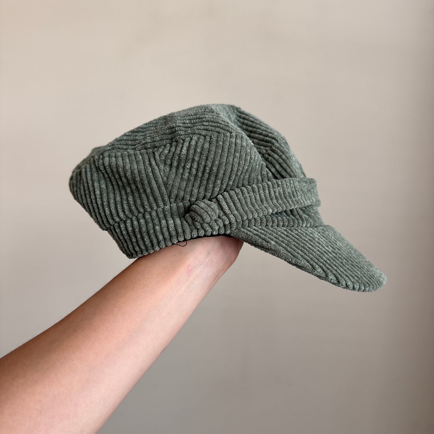 Corduroy Newsboy Hat (S/M)