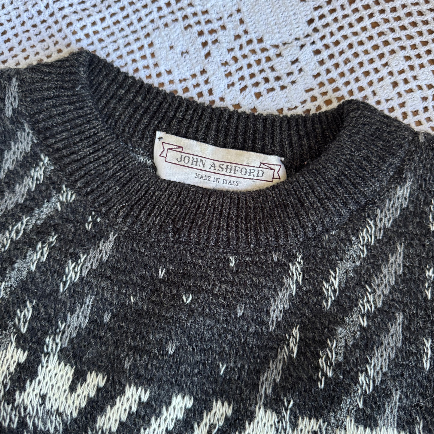 Vintage Charcoal Abstract Plaid Sweater (L)