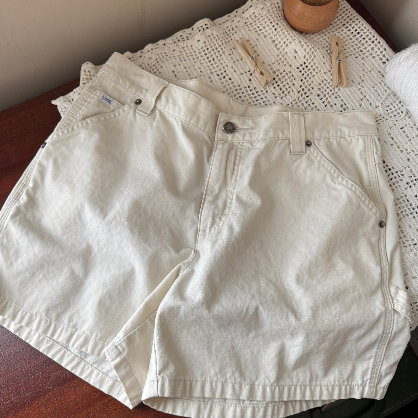 Vintage Lee Shorts (29-30W)
