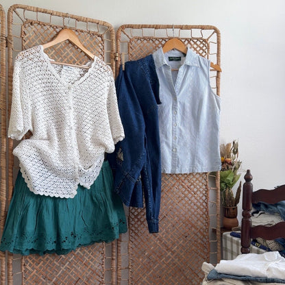 The Lagoon Eyelet Mini Skirt (L)