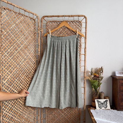 Vintage Sage Floral Midi Skirt (29-34W)