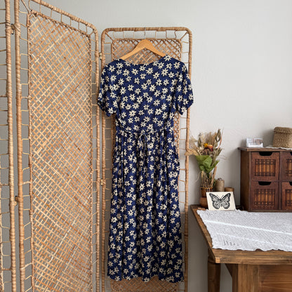 Vintage Floral Buttoned Maxi Dress (XS-M)