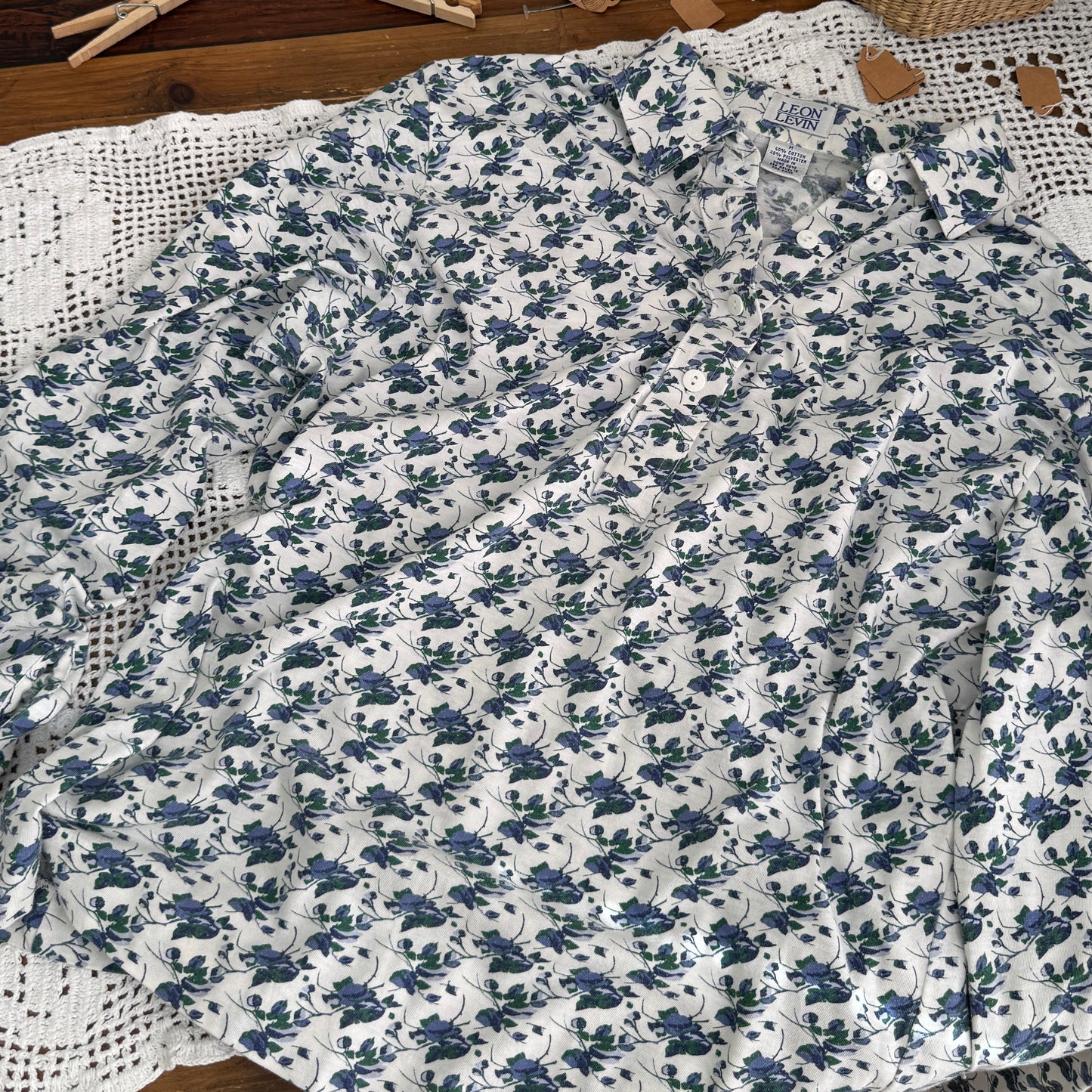 Vintage Floral Long Sleeve Henley (M)
