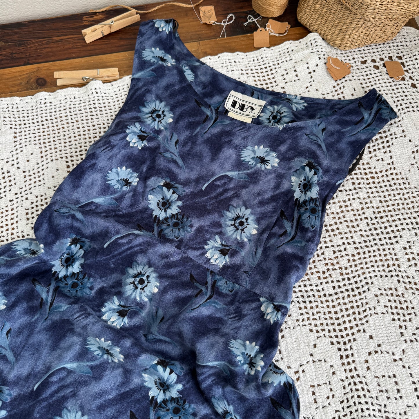 Vintage Floral Maxi Dress (XS-S)