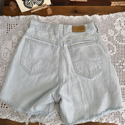Vintage Lee Light Wash Denim Shorts (26-27W)