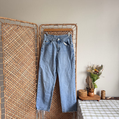 Vintage Straight Leg Denim Jeans (26-27W)
