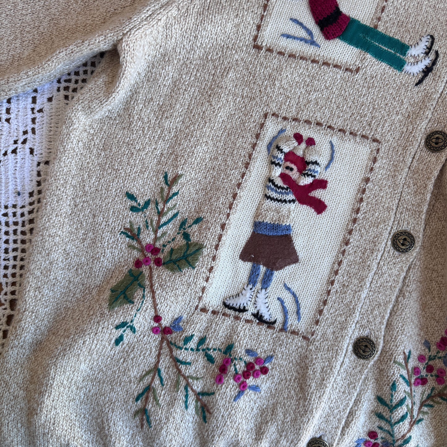 Vintage Winter Skaters Collared Buttoned Cardigan (L)