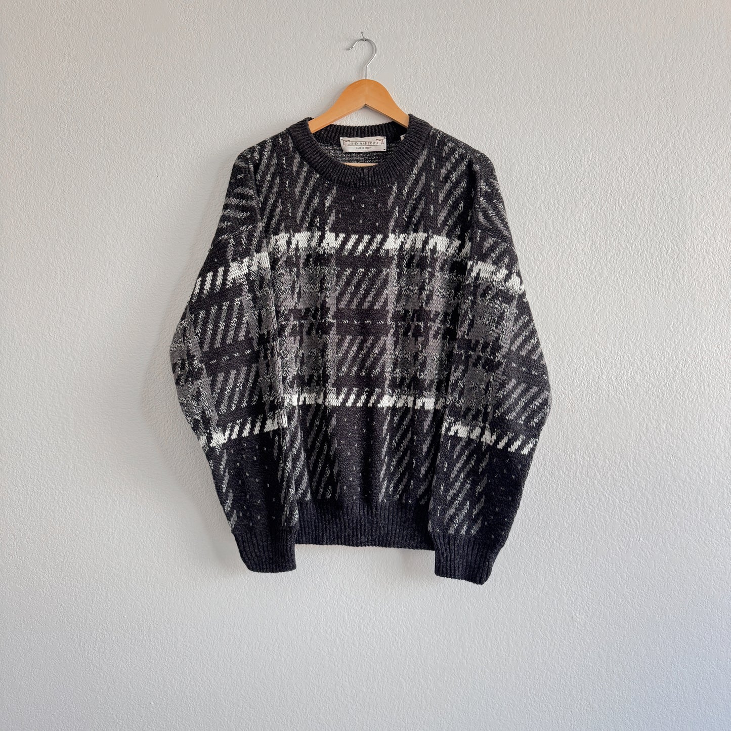 Vintage Charcoal Abstract Plaid Sweater (L)