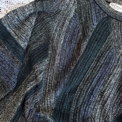 Vintage 3D Textured Sweater (XL)