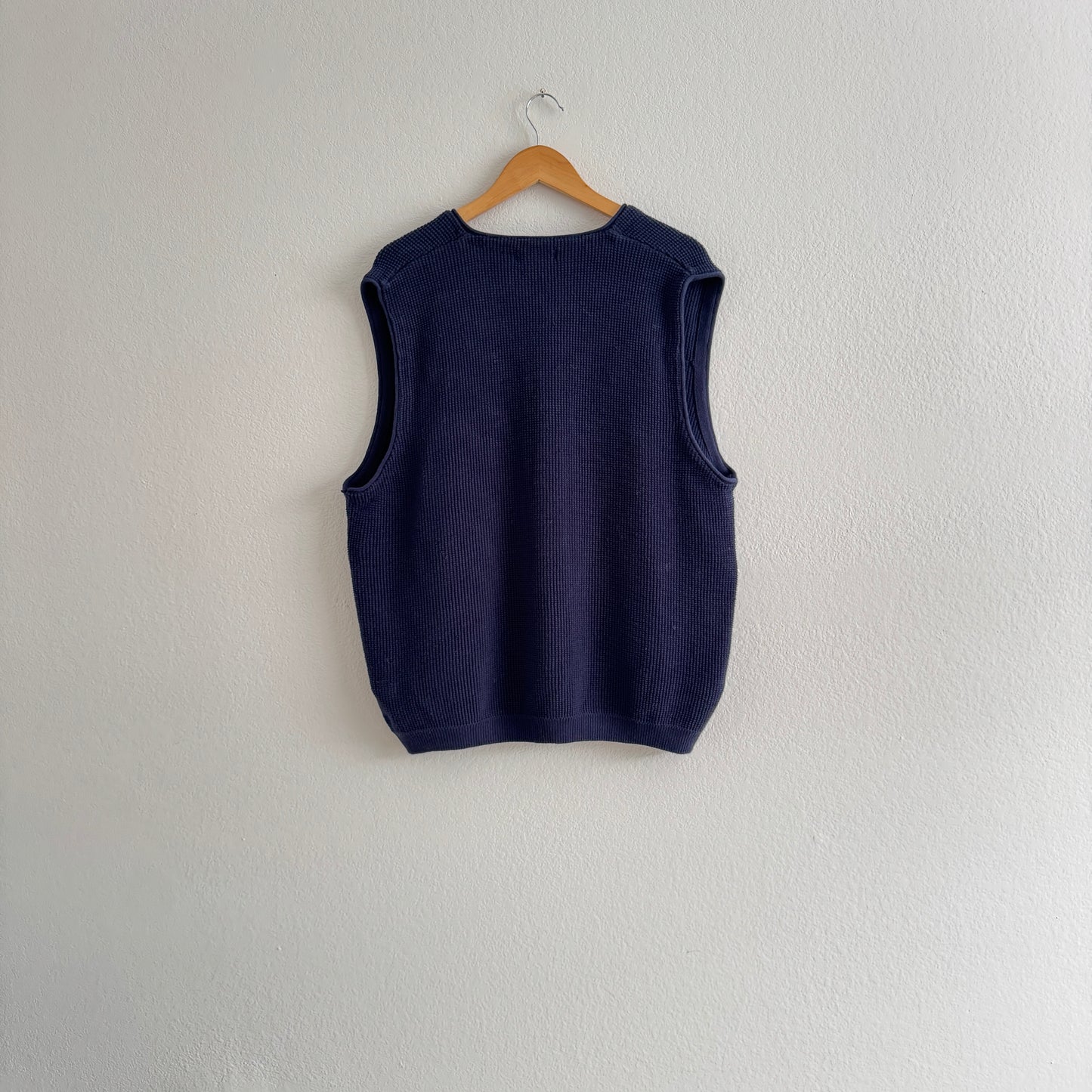 Vintage Waffle Knit Sweater Vest (XL)