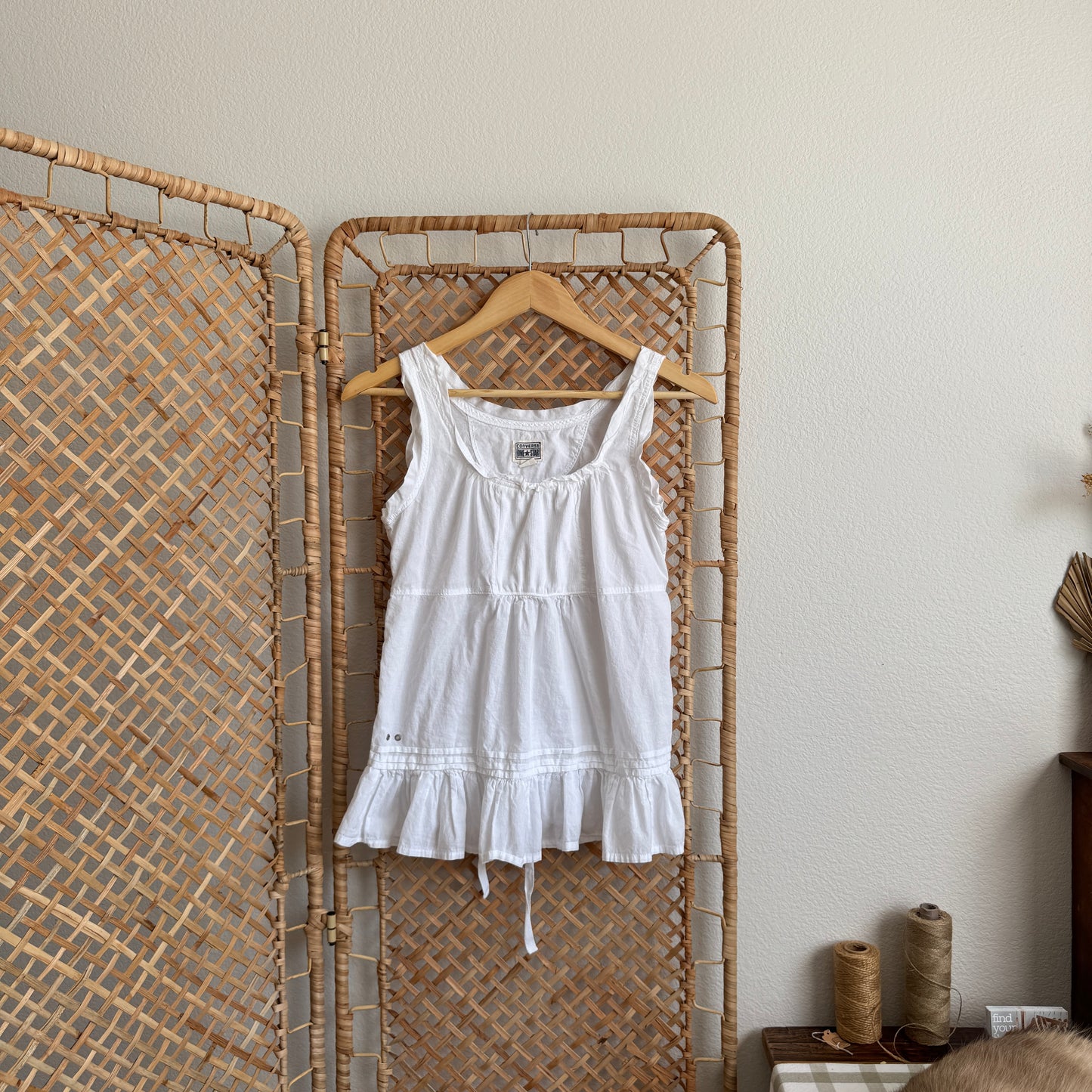 Converse Ruffle Hem Tank (XS-S)