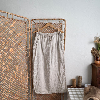 Vintage Linen Maxi Skirt (28-36"W)