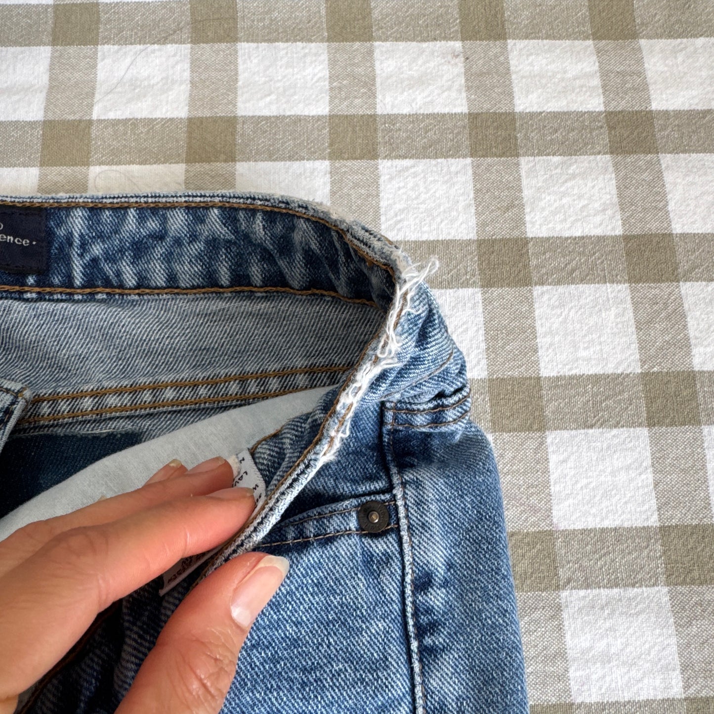 Vintage Y2K Denim Mini Skirt (30W)