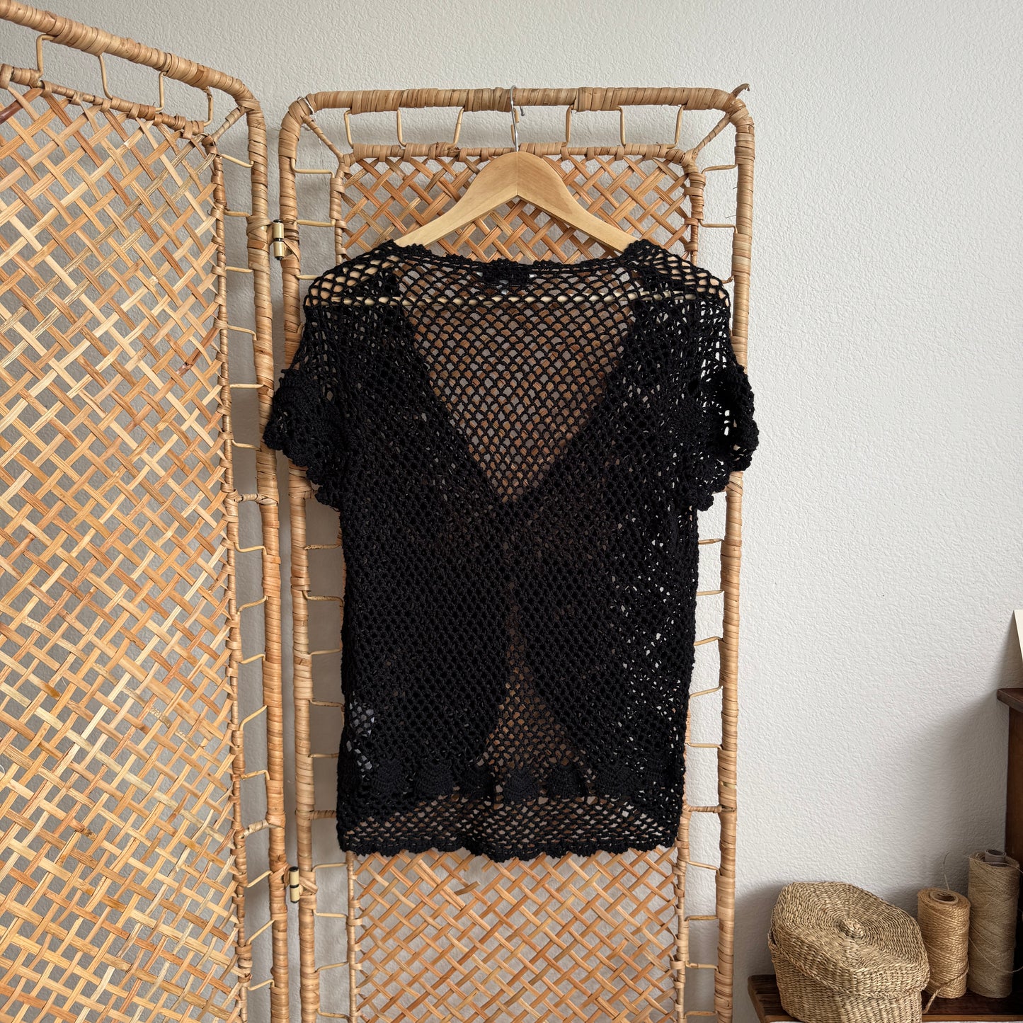 Vintage Crochet Buttoned Front Cardigan (S-L)